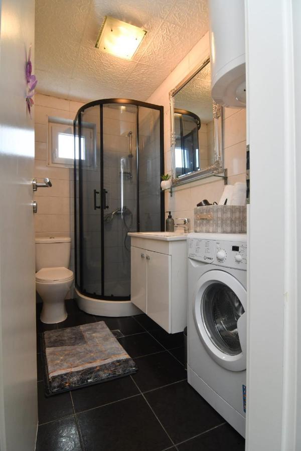 Apartman Gluic Sinj Εξωτερικό φωτογραφία